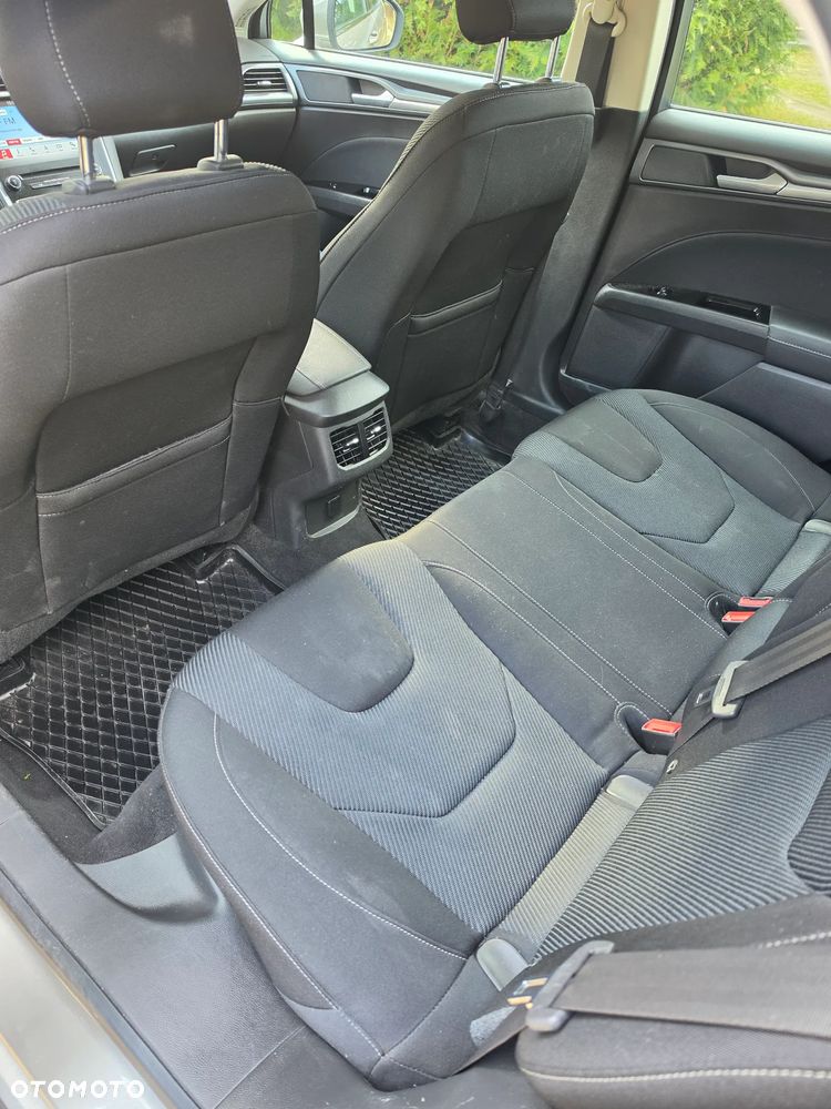 Ford Mondeo - 7