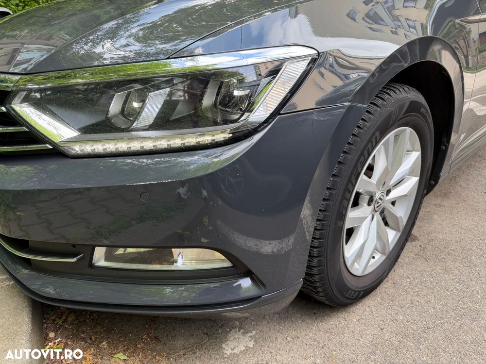 Volkswagen Passat 2.0 TDI DSG Comfortline - 23