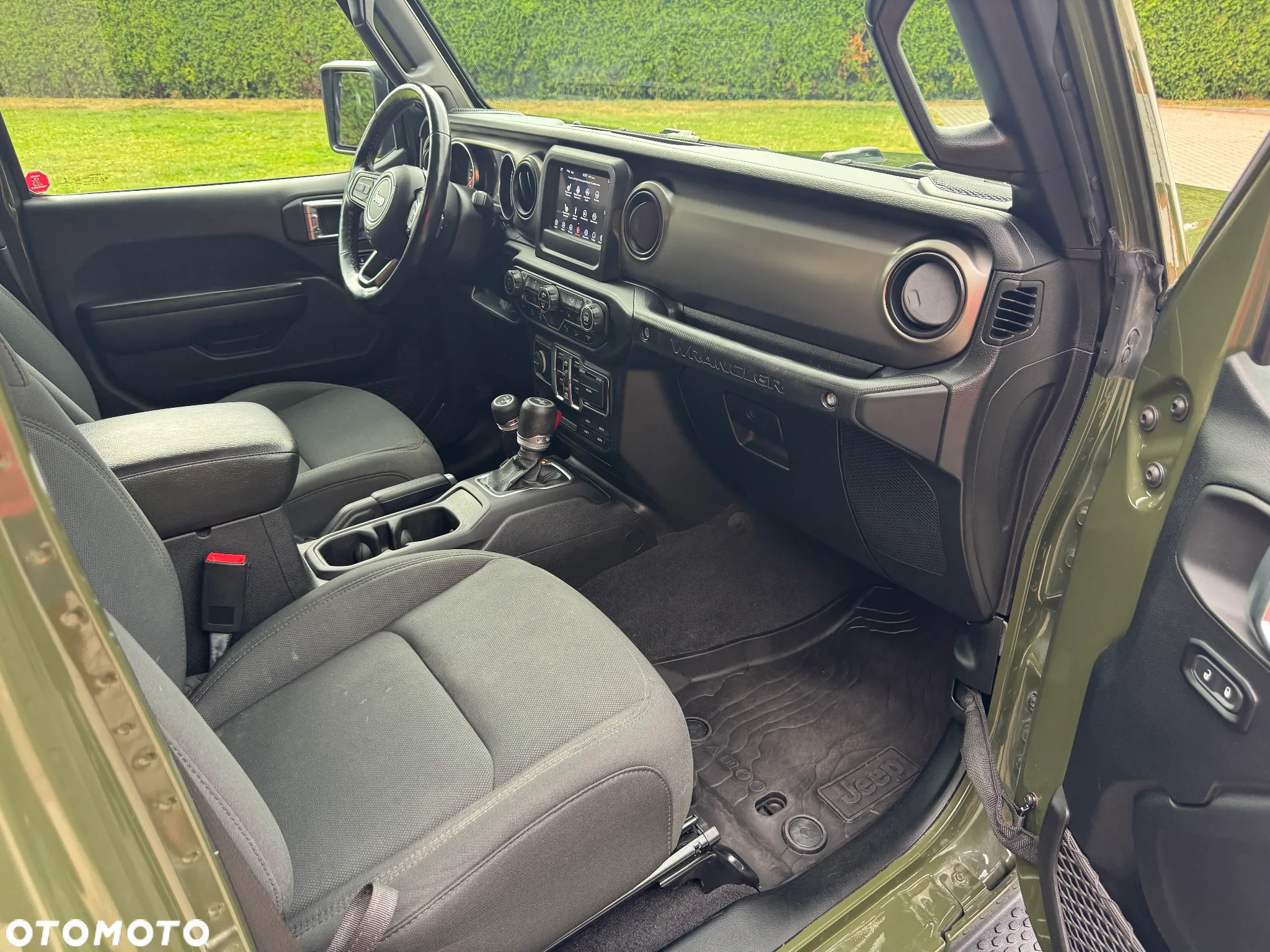 Jeep Wrangler - 22