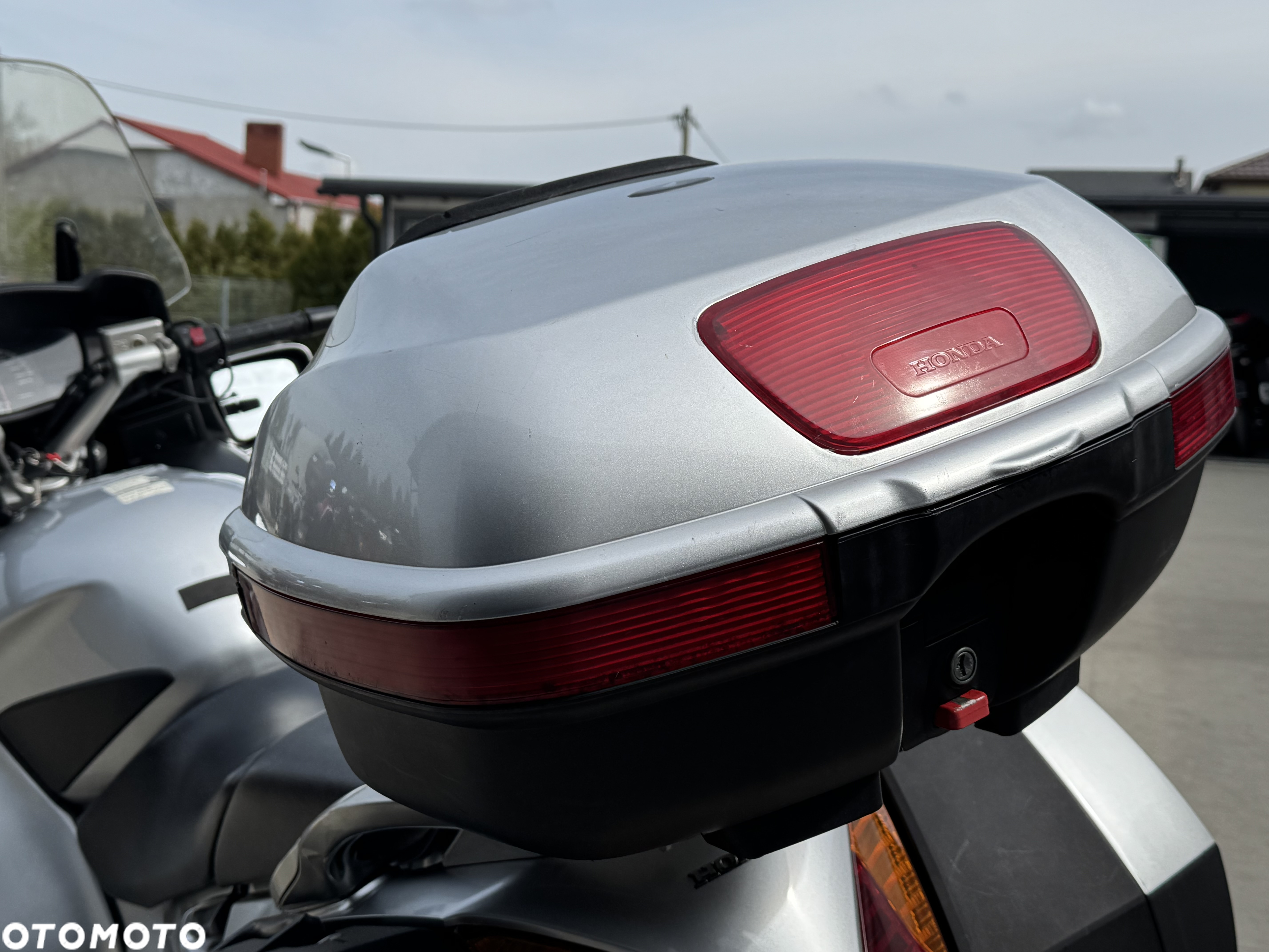 Honda ST - 8