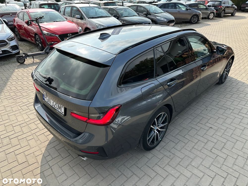 BMW Seria 3 - 37