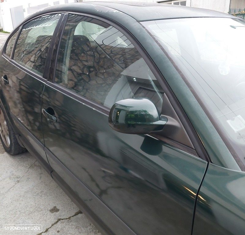 VW Passat 1.9 TDi Confortline - 15