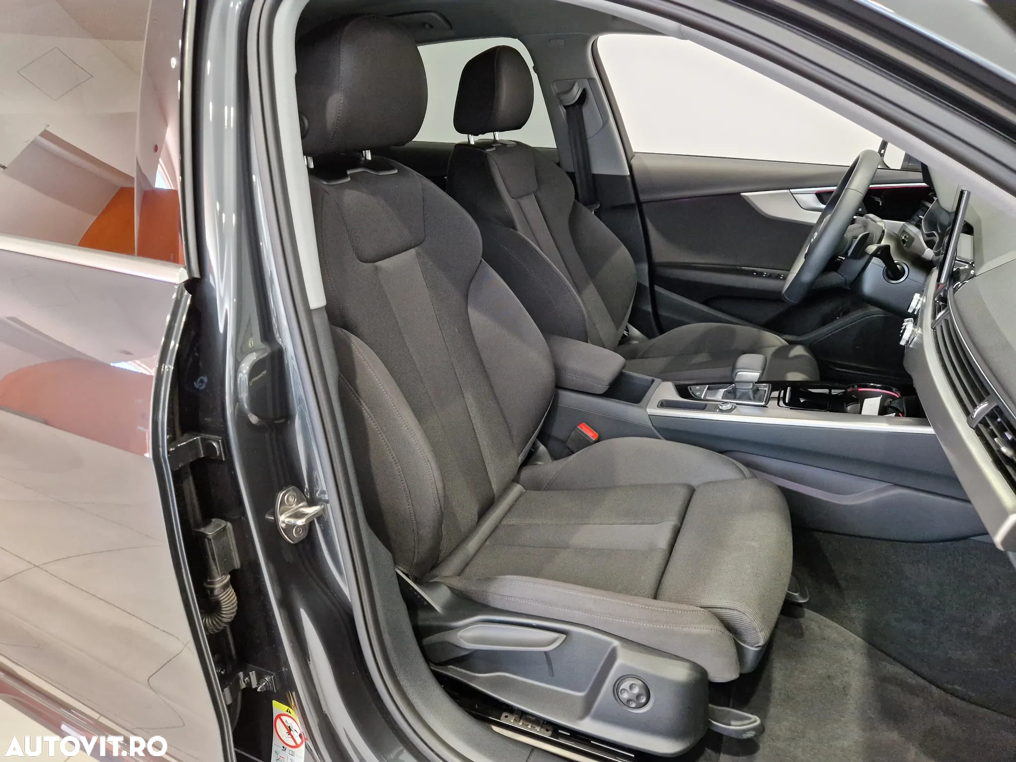 Audi A4 35 TFSI S tronic MHEV Advanced - 13