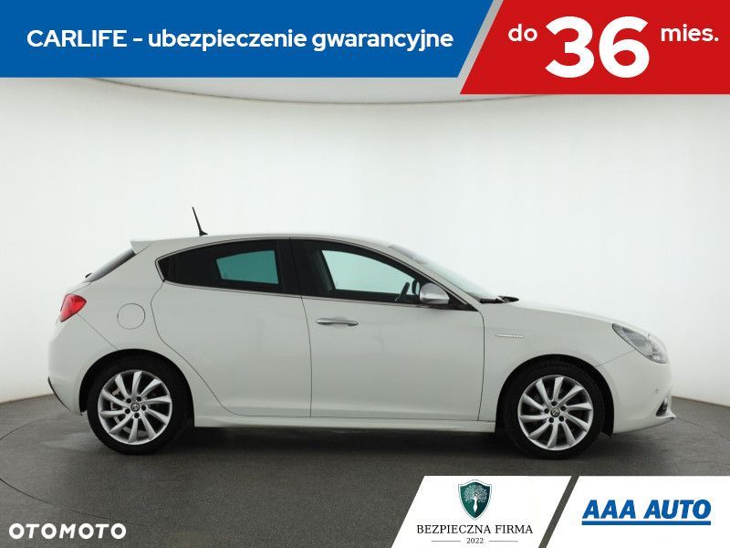Alfa Romeo Giulietta - 8