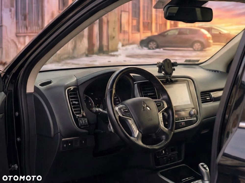 Mitsubishi Outlander Instyle - 6