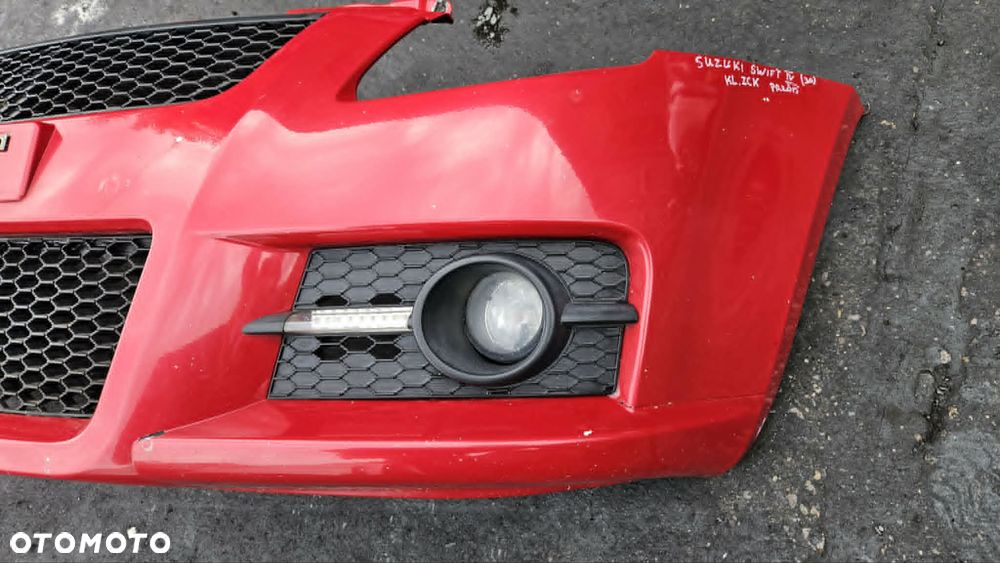 Suzuki Swift rok 2008 zderzak przedni kod lakieru ZCK - 4
