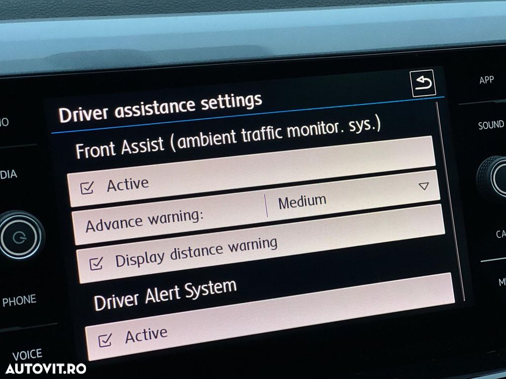 Volkswagen Polo 1.0 TSI DSG Style - 22