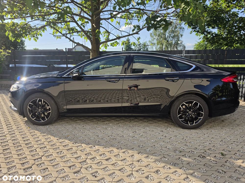 Ford Fusion - 5