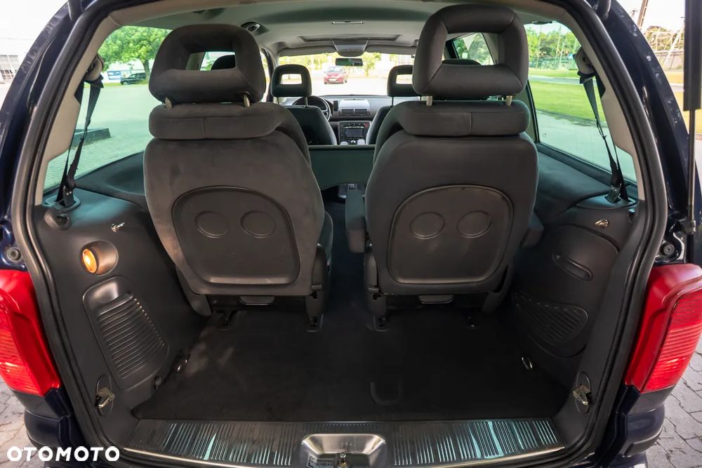 Volkswagen Sharan 1.9 TDI - 17