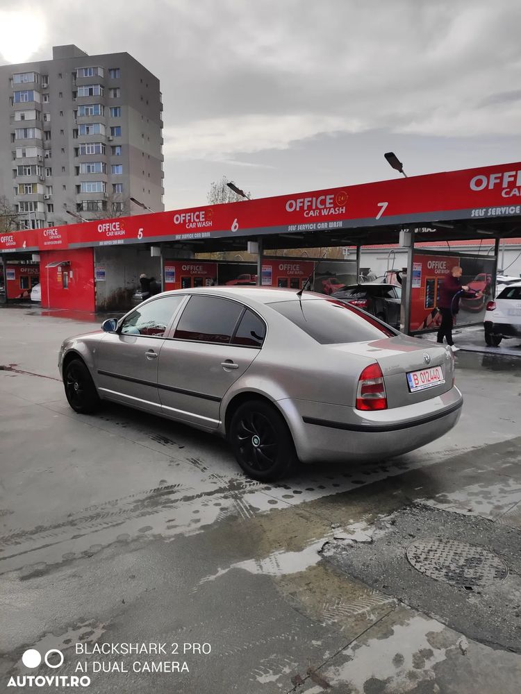 Skoda Superb 1,9 TDI Exclusive - 12