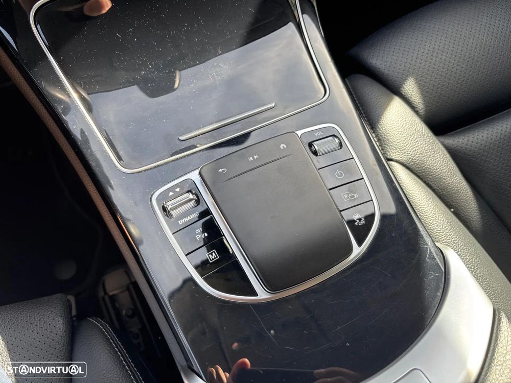 Mercedes-Benz GLC 300 e 4Matic - 19