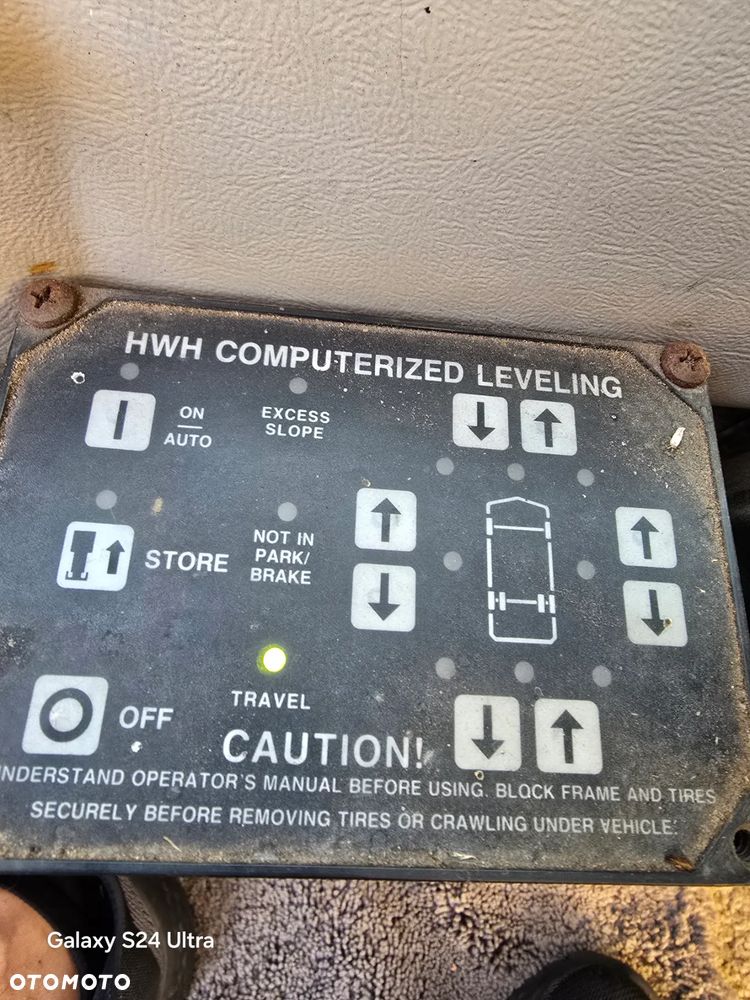 Chevrolet GULF STREAM 2000 OSKOSH WINNEBAGO KAMPER USA XXL DIESEL Cummins 5.9 - 24