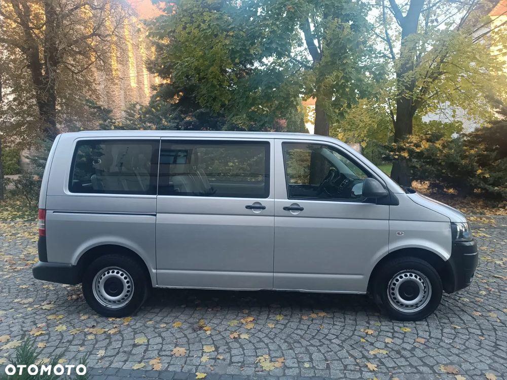Volkswagen Transporter T5 TDI L1H1 - 4