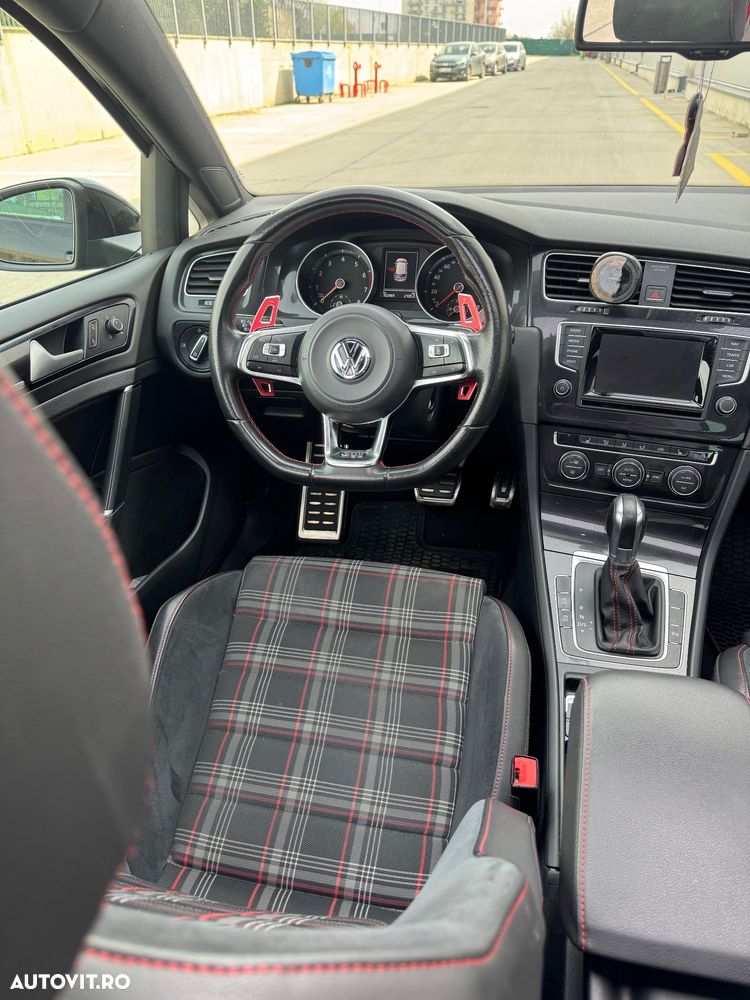 Volkswagen Golf 2.0 TSI BMT DSG GTI Performance - 11