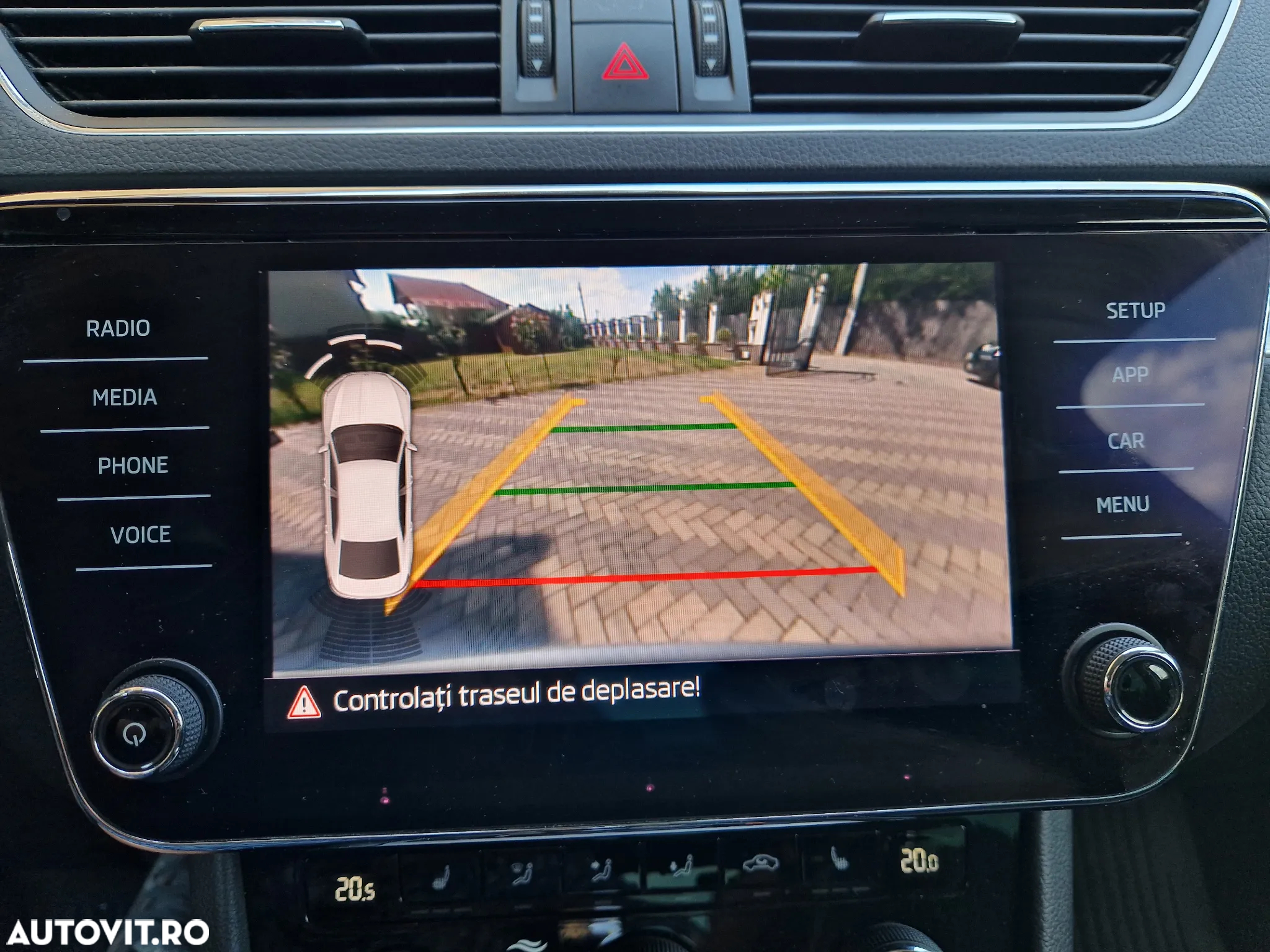 Skoda Superb 2.0 TDI DSG Ambition - 5