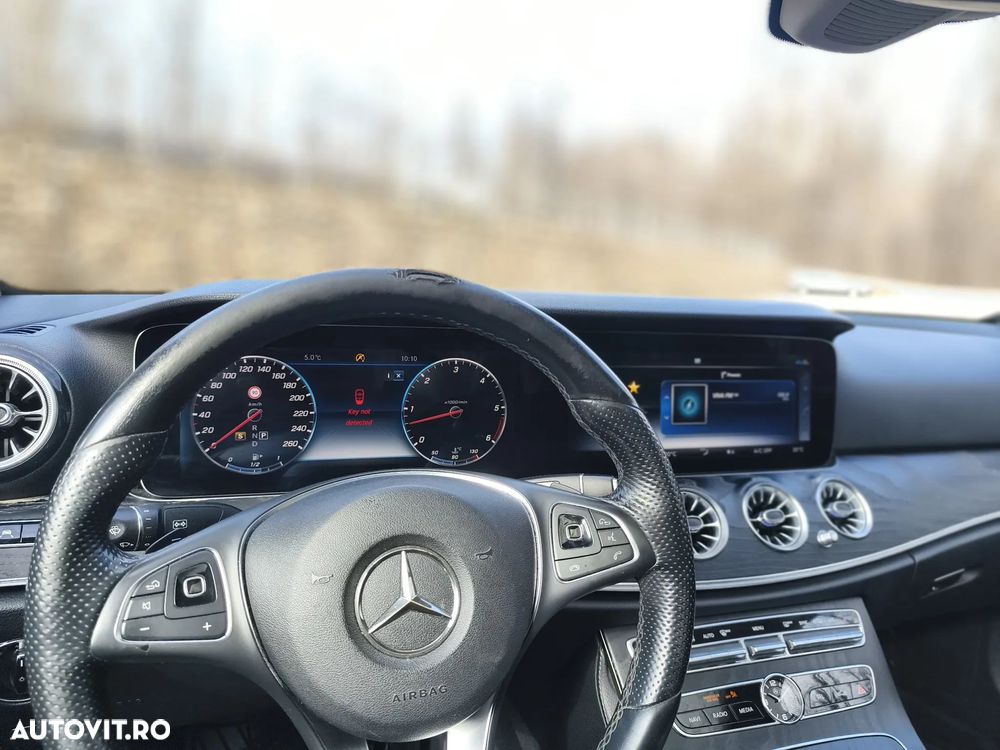 Mercedes-Benz E - 15