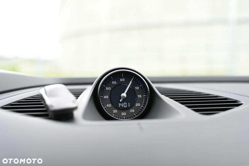 Porsche Macan Turbo 100kWh - 32