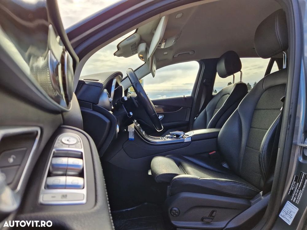 Mercedes-Benz GLC 250 d 4Matic 9G-TRONIC AMG Line - 9