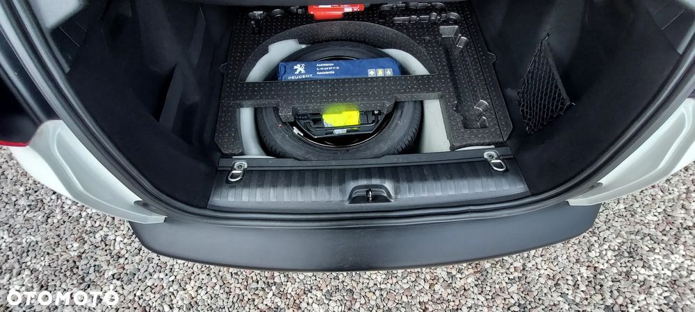 Peugeot 2008 PureTech 110 Stop&Start EAT6 Active - 24