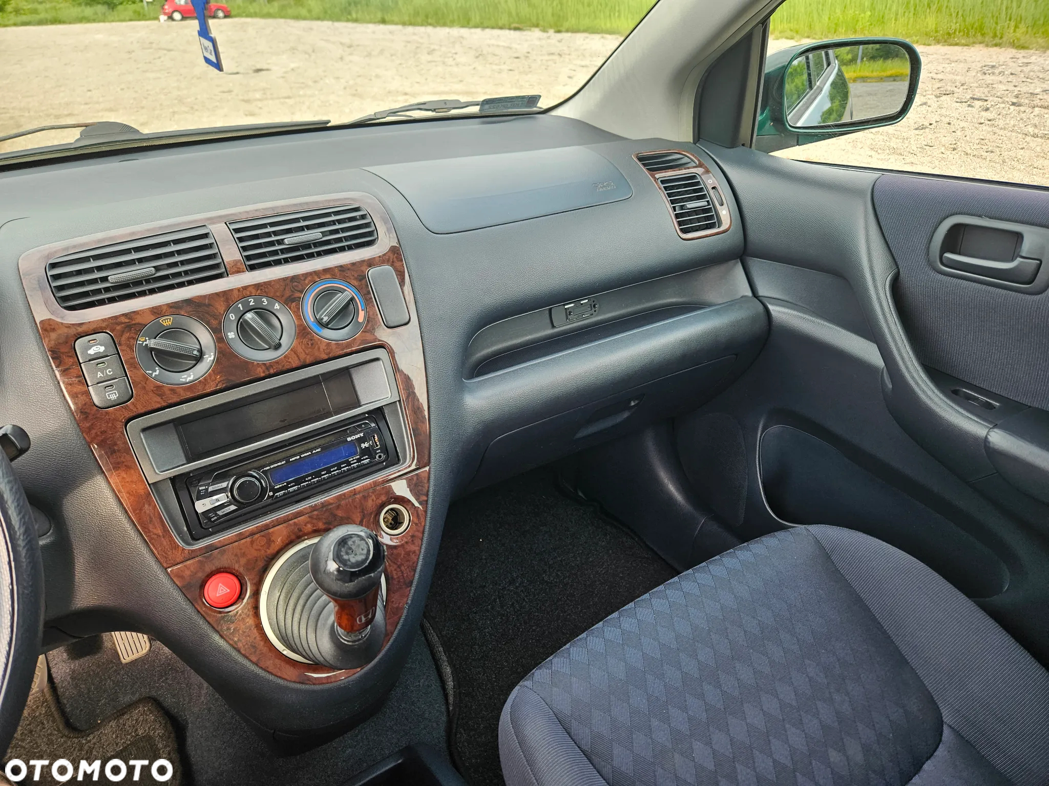 Honda Civic 1.6i ES - 14