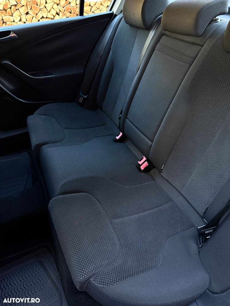 Volkswagen Passat - 7