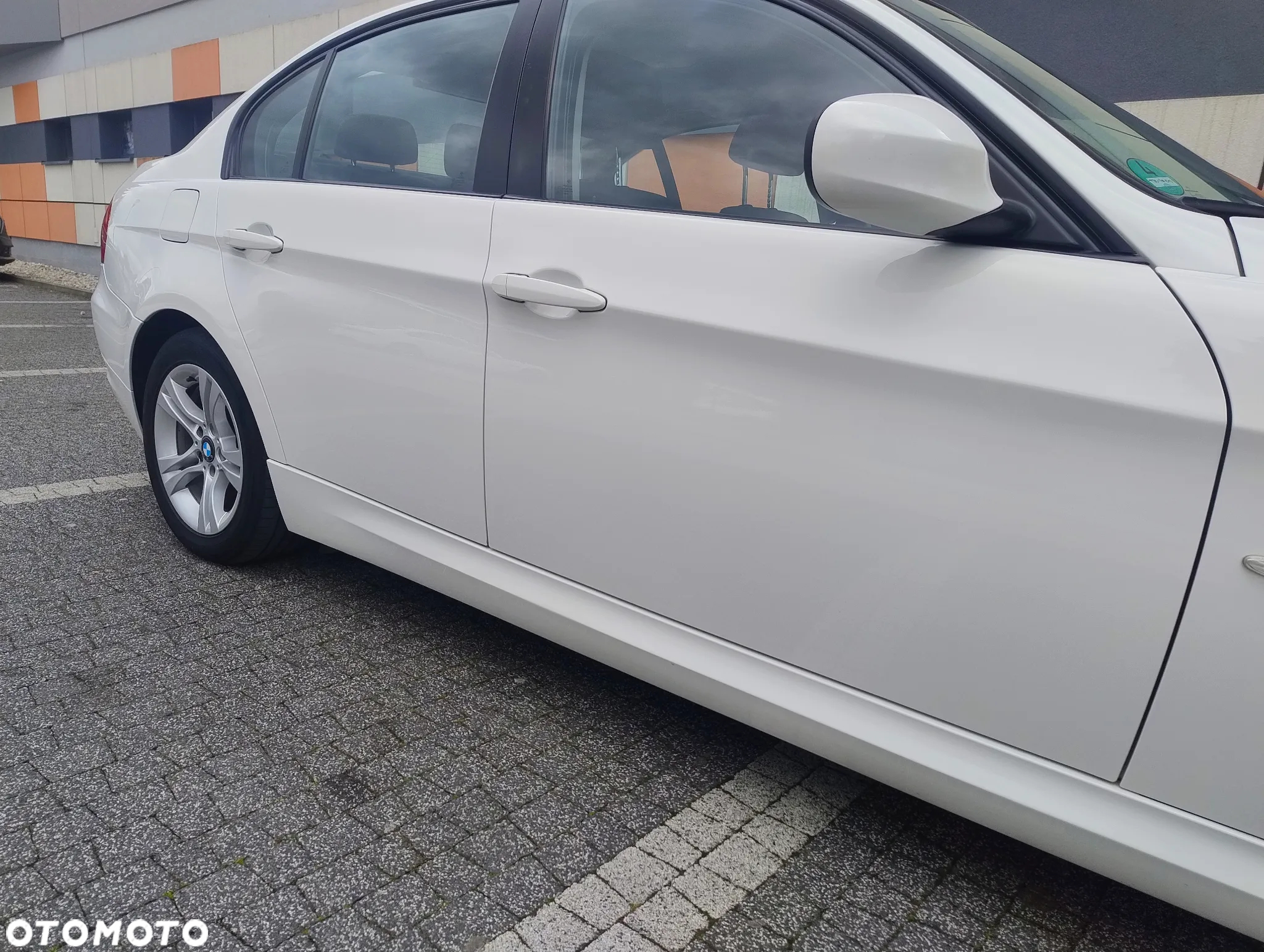 BMW Seria 3 318i - 33