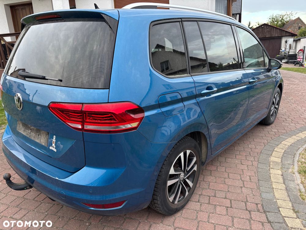 Volkswagen Touran 2.0 TDI SCR DSG IQ.DRIVE - 16