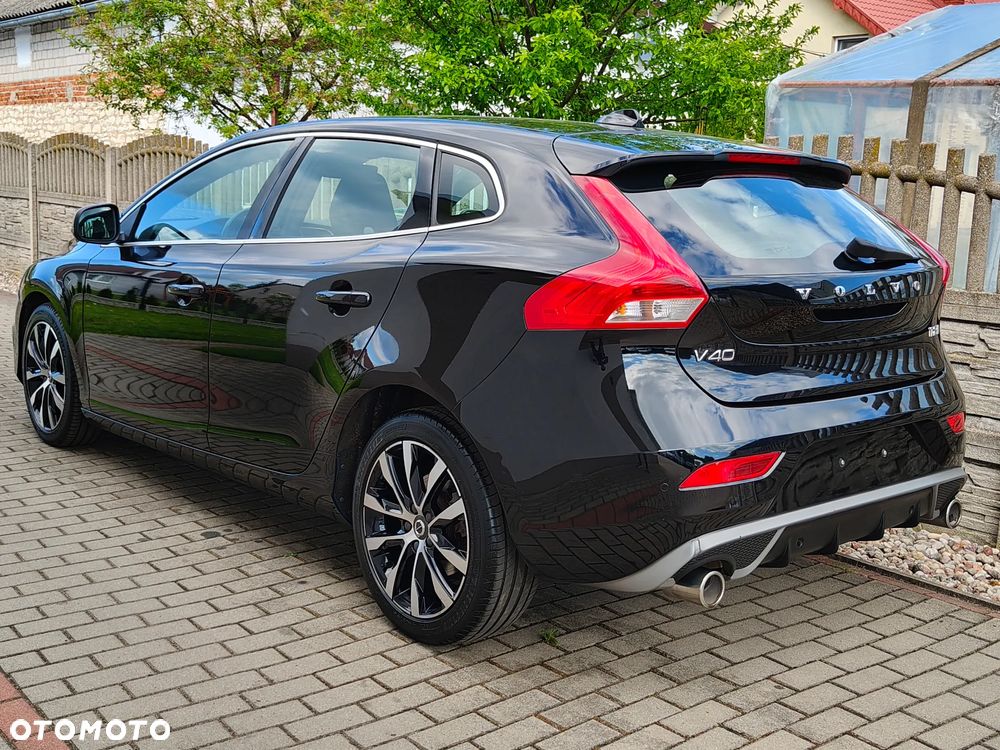 Volvo V40 T2 RDesign - 16