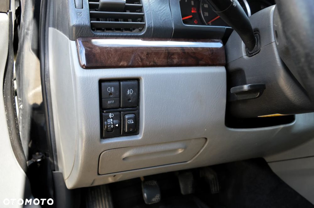Suzuki Grand Vitara 2.0 - 24