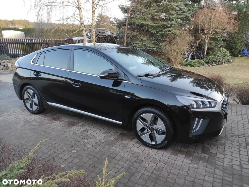 Hyundai IONIQ 1.6 GDI Premium - 2