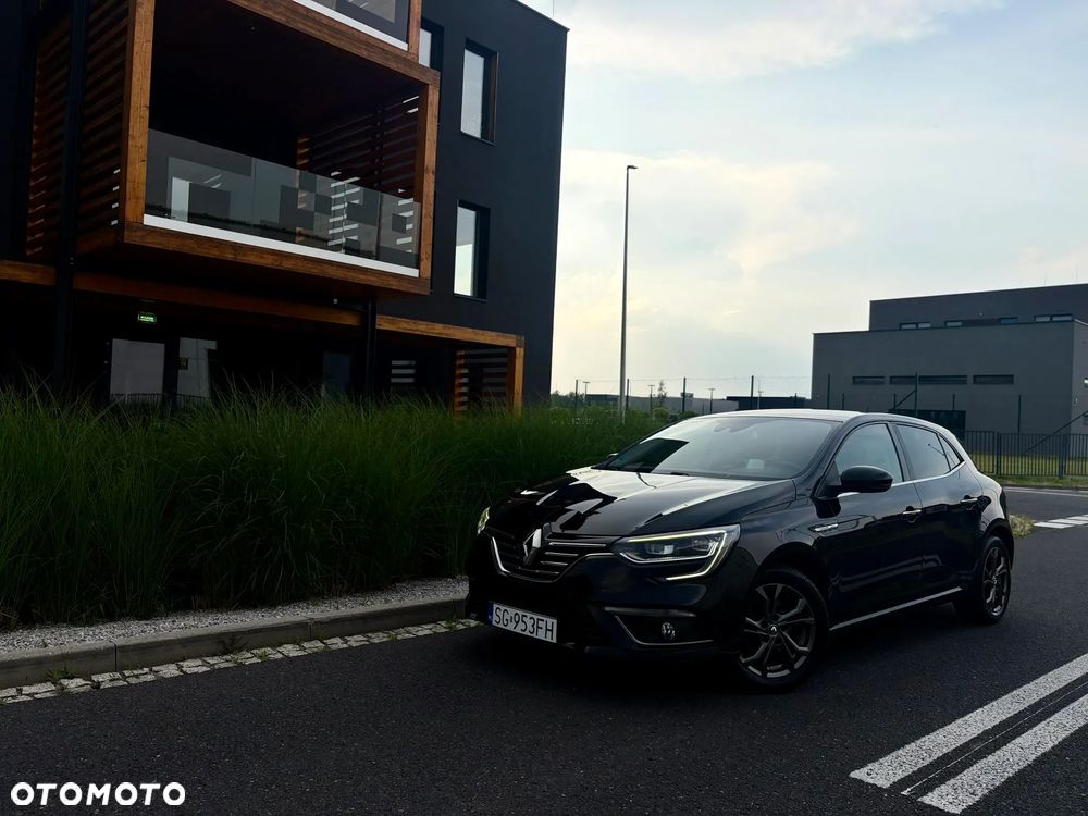 Renault Megane ENERGY TCe 130 BOSE EDITION - 24