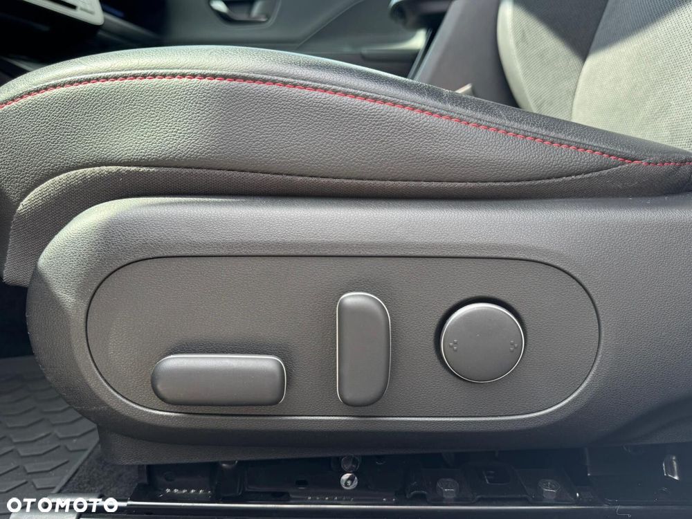 Hyundai Kona - 21