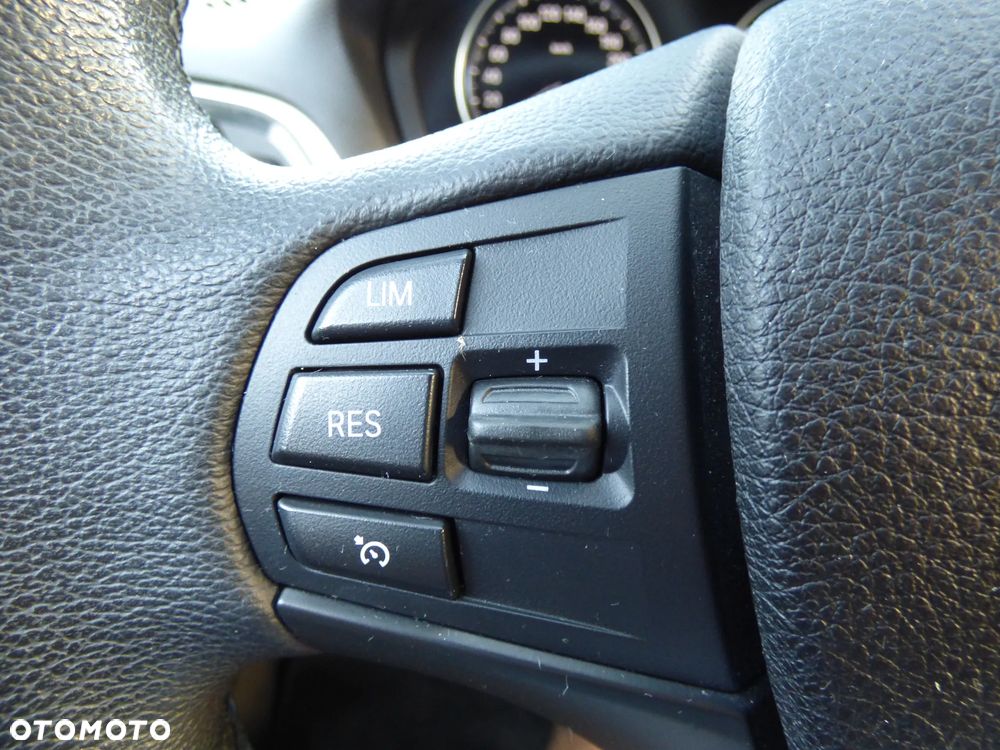 BMW Seria 1 116d EfficientDynamics Edition Sport Line - 10