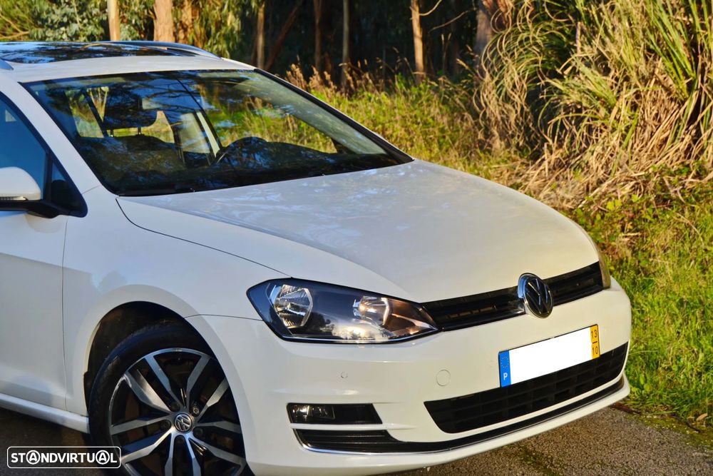 VW Golf Variant 1.6 TDi Highline DSG - 4