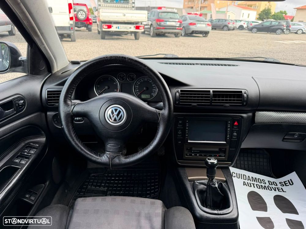 VW Passat - 8