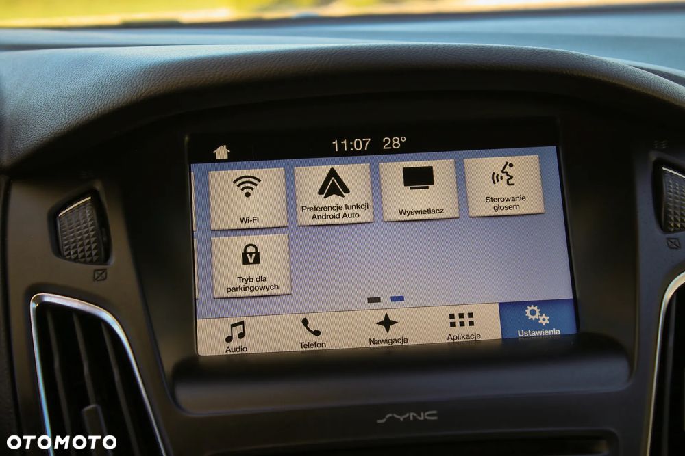 Ford Focus 1.5 EcoBlue Start-Stopp-System ST-LINE DESIGN - 37