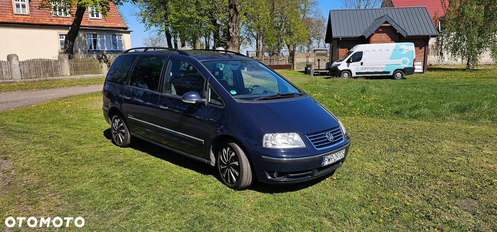 Volkswagen Golf 2.0 TDI Q-Line - 2