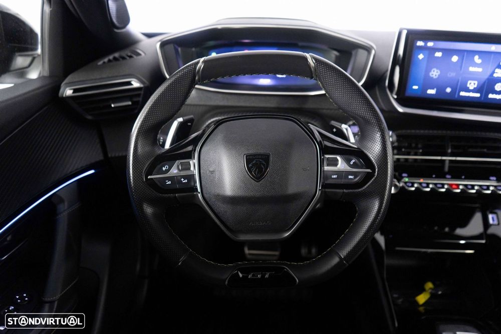 Peugeot 2008 1.2 PureTech GT Line EAT8 - 22