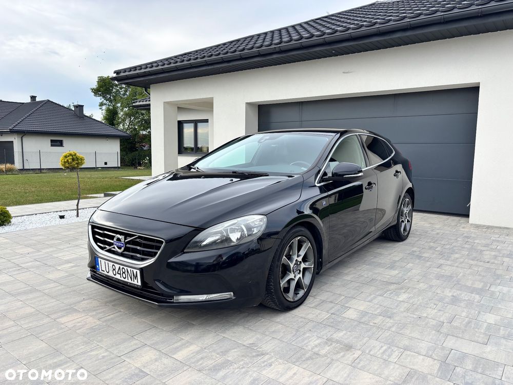 Volvo V40 D2 Ocean Race - 1