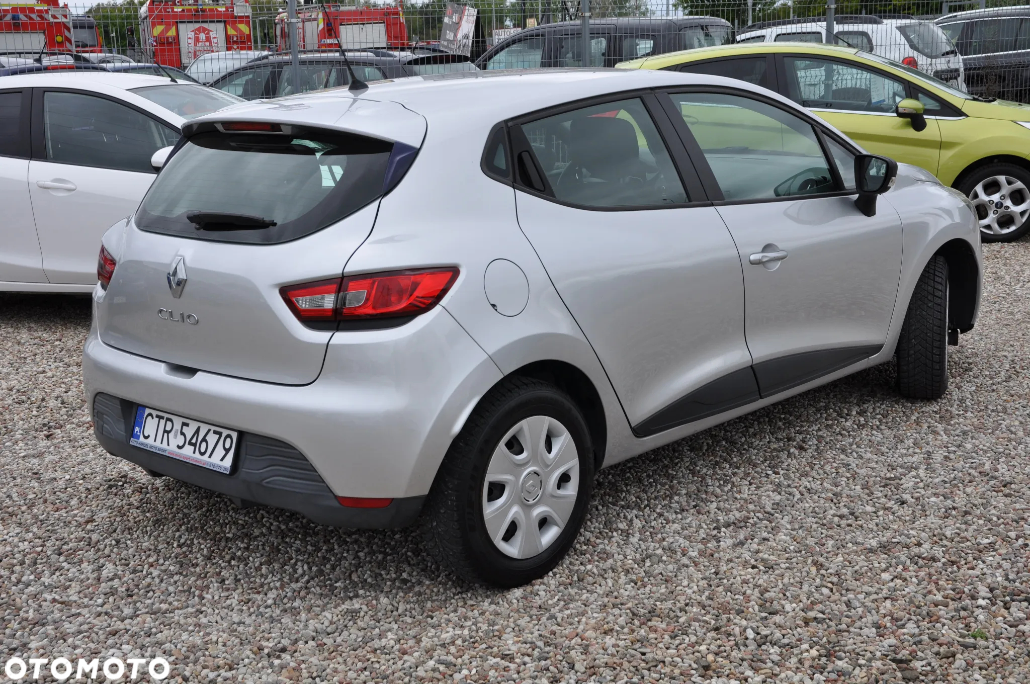 Renault Clio 1.2 16V 75 Dynamique - 3