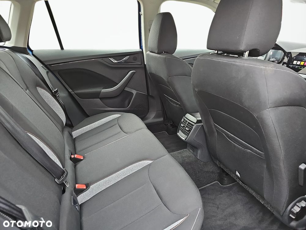 Skoda Kamiq 1.0 TSI Selection DSG - 11