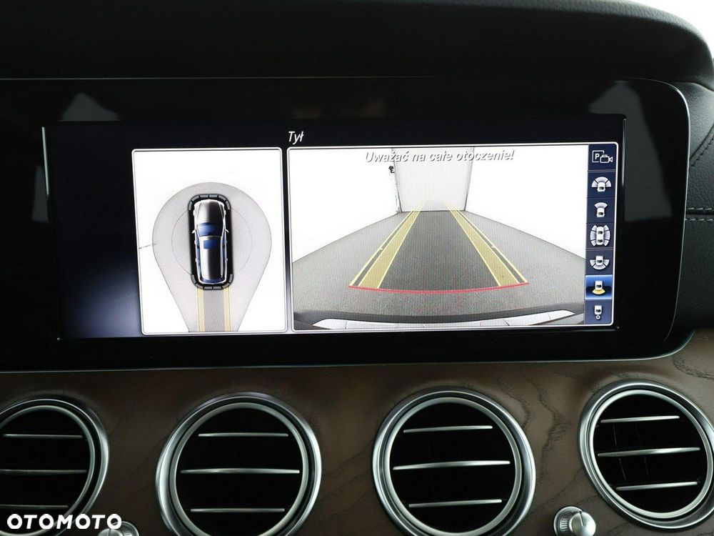 Mercedes-Benz Klasa E 220 d 4-Matic All-Terrain - 24