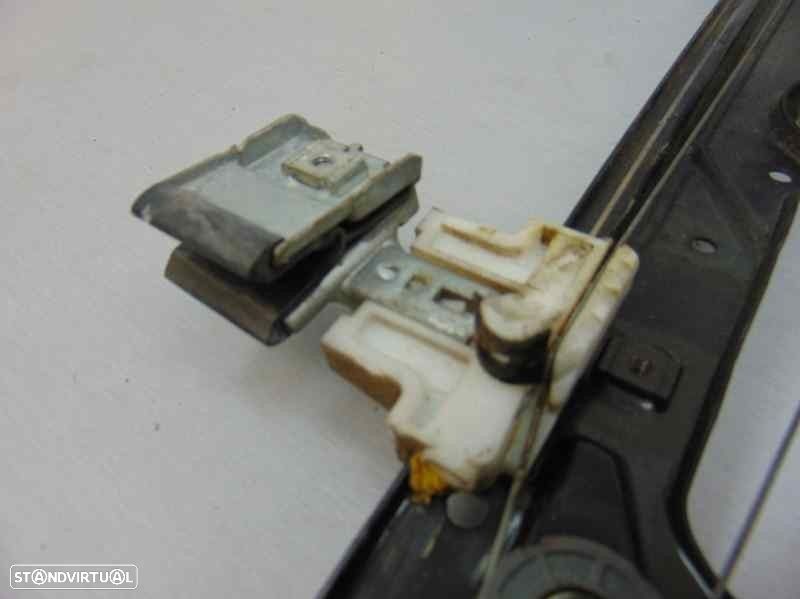 ELEVADOR DE VIDRO FRONTAL DIREITO JEEP GRAND CHEROKEE III 2007 -6 PIN - 4