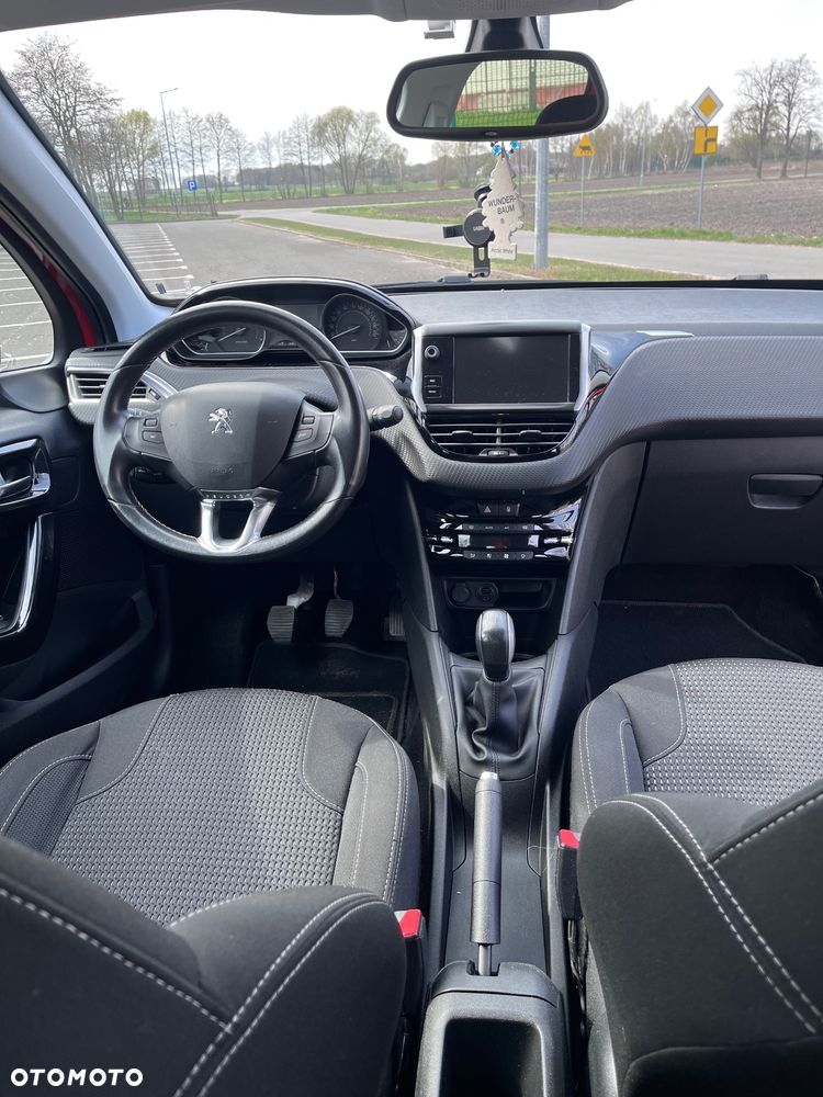 Peugeot 208 1.2 PureTech Allure S&S - 21