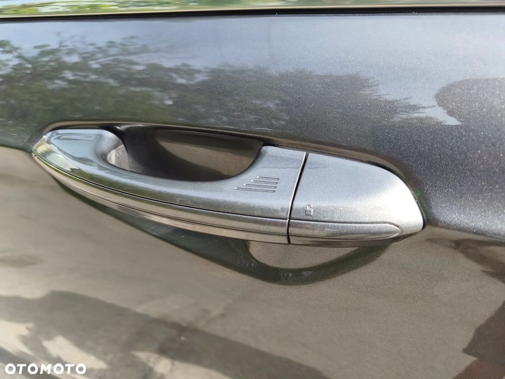 Ford Mondeo 2.0 TDCi STart-Stopp Titanium - 11