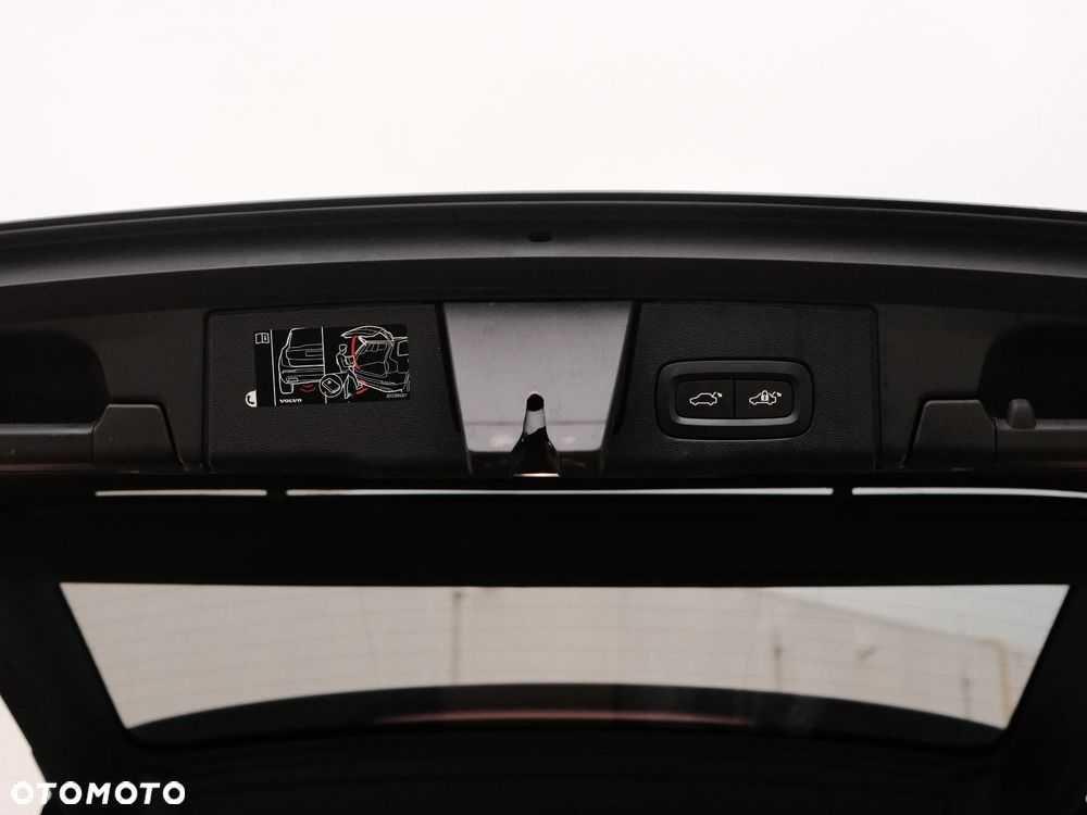 Volvo XC 60 D4 Inscription - 7