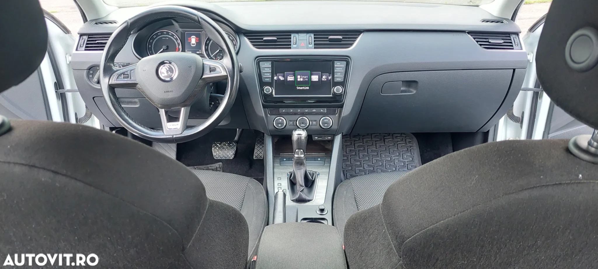 Skoda Octavia 2.0 TDI 4x4 DSG Scout - 13