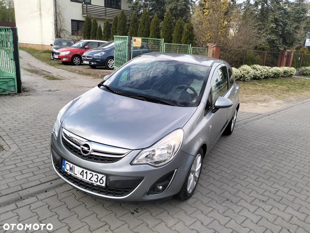 Opel Corsa 1.4 16V Active - 1