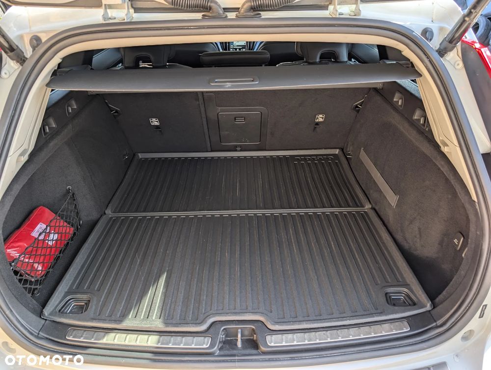 Volvo V60 T5 AWD Momentum - 9