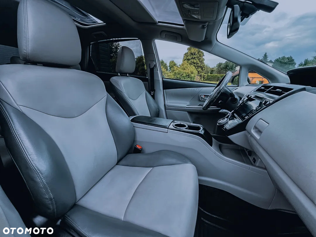 Toyota Prius+ Hybrid 135 Prestige - 30